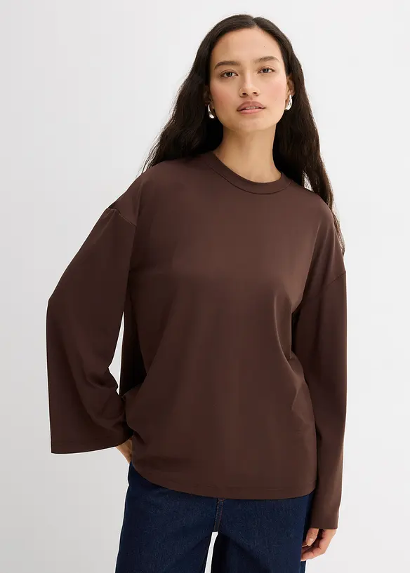 Longshirt aus fließender Qualität in braun von vorne (im Anschnitt) - bonprix