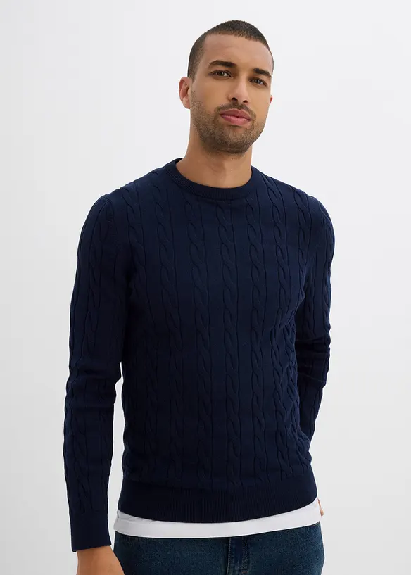 Feinstrickpullover mit Zopfmuster, Slim Fit in blau von vorne (im Anschnitt) - bonprix