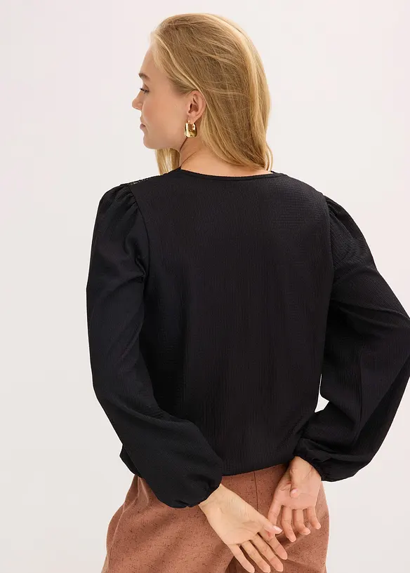 Langarmshirt mit Spitze in schwarz von hinten (im Anschnitt) - bonprix