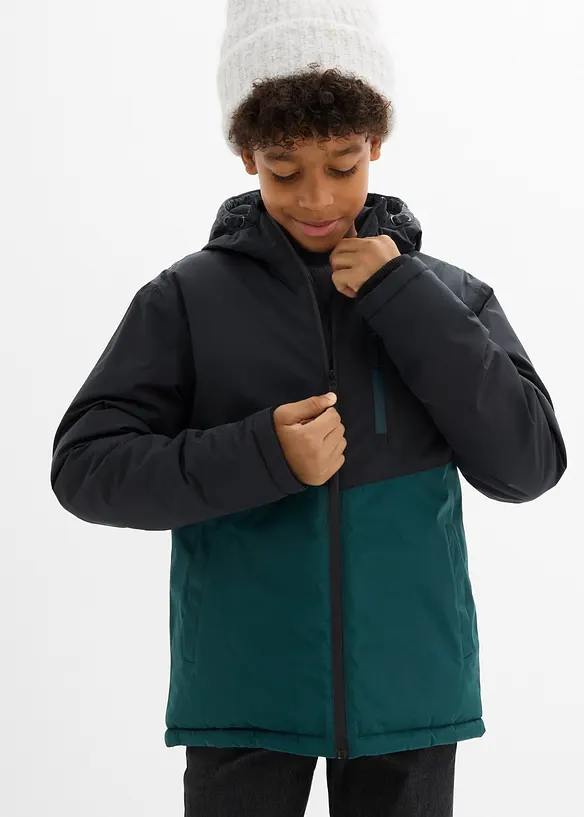wasserdichte Winterjacke im Colourblocking mit Kapuze in grün von vorne (im Anschnitt) - bonprix