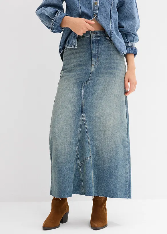 Jeansrock, Mid Waist, Maxi Length in blau von vorne - bonprix