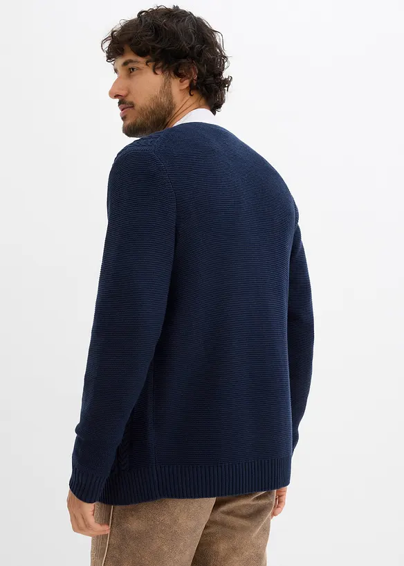 Trachten-Strickjacke aus weichem Baumwollmix in blau von hinten (im Anschnitt) - bonprix