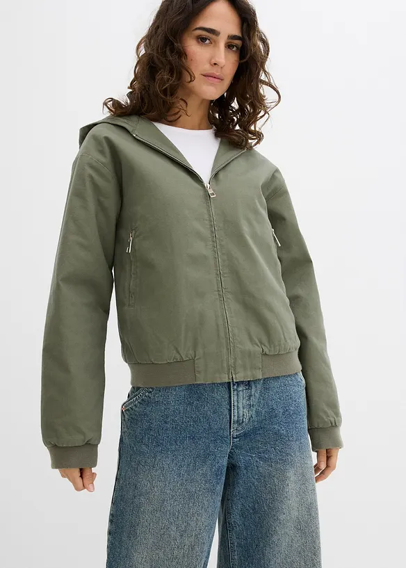 Outdoorjacke aus reiner Baumwolle in grün von vorne (im Anschnitt) - bonprix