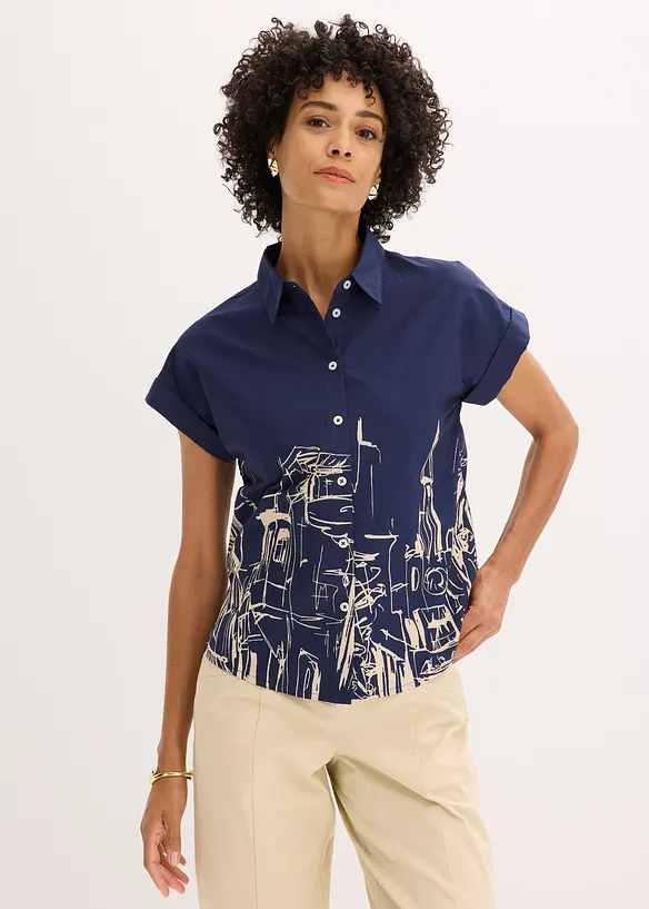 Oversized Popeline Kurzarmbluse aus Baumwolle in blau von vorne (im Anschnitt) - bonprix