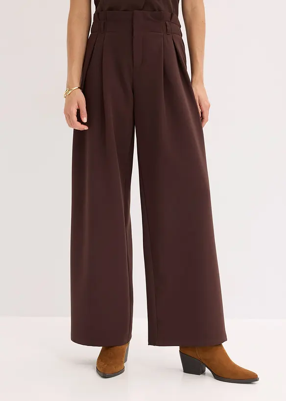 Bundfaltenhose mit Bequembund in braun von vorne - bonprix