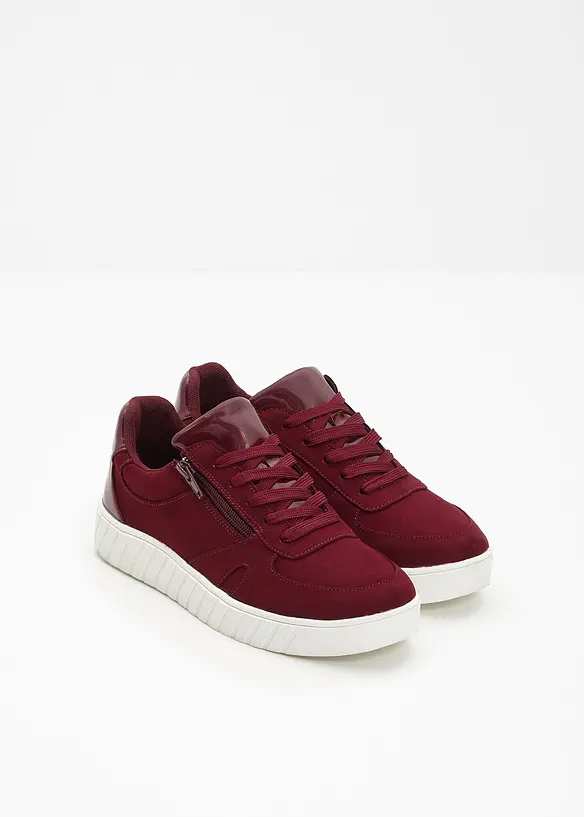Sneaker mit gepolsterter Innensohle in rot - bonprix
