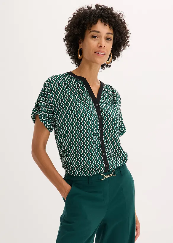 Oversize-Bluse aus fließendem Chiffon in grün von vorne (im Anschnitt) - bonprix