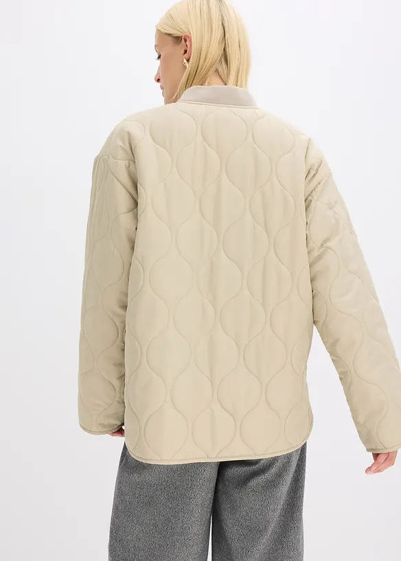 Ultraleichte Steppjacke, Oversized in beige von hinten (im Anschnitt) - bonprix