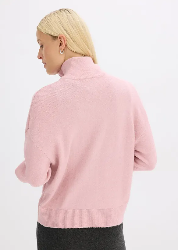 Strickjacke mit Reißverschluss in rosa von hinten (im Anschnitt) - bonprix