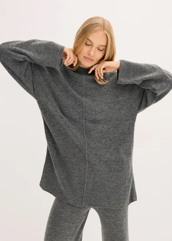 Oversize-Pullover in grau von vorne (im Anschnitt) - bonprix