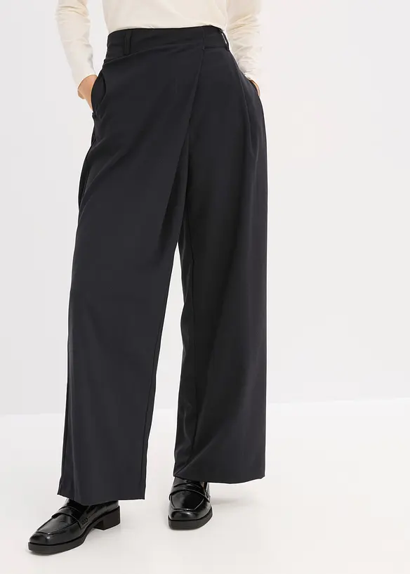 Marlenehose aus fließendem Viskose-Mix in schwarz von vorne - bonprix
