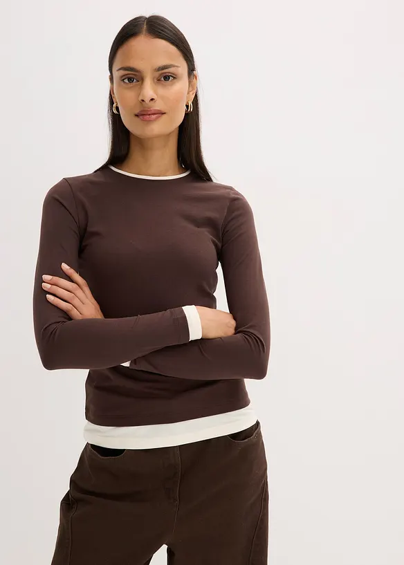 Langarmshirt aus Baumwollmix in braun von vorne (im Anschnitt) - bonprix