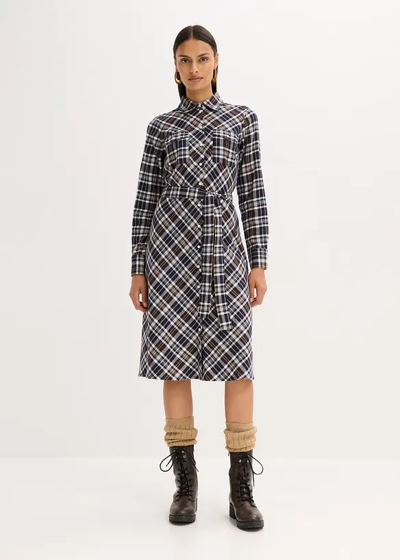 Hemdblusenkleid aus softem Flanell in weiß von vorne (Totalaufnahme) - bonprix