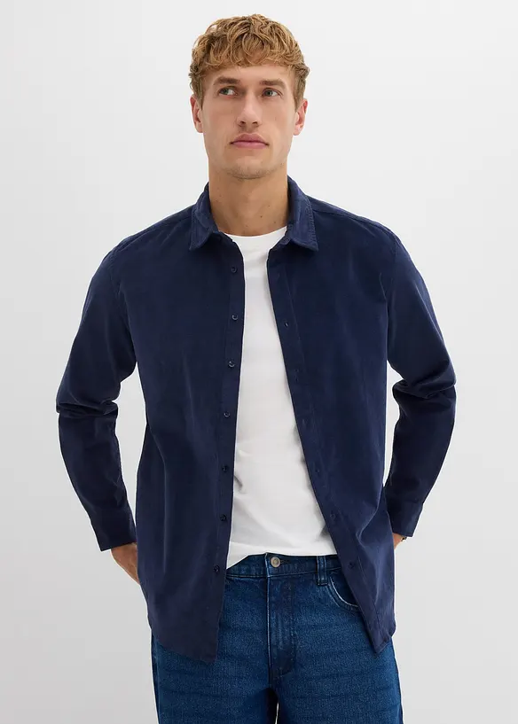 Stretch-Cordhemd mit Bio-Baumwolle in Regular Fit in blau von vorne (im Anschnitt) - bonprix