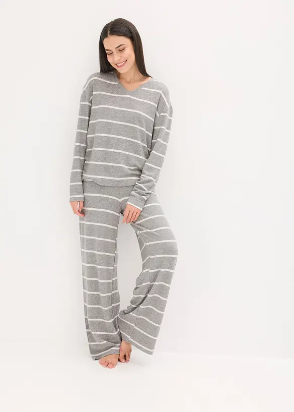 Weit geschnittener Loungewear Hausanzug aus weichem Material in grau im Look von vorne (Totalaufnahme) - bonprix