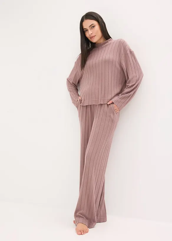 Weit geschnittener Loungewear Hausanzug aus weicher Rippe in braun von vorne (Totalaufnahme) - bonprix