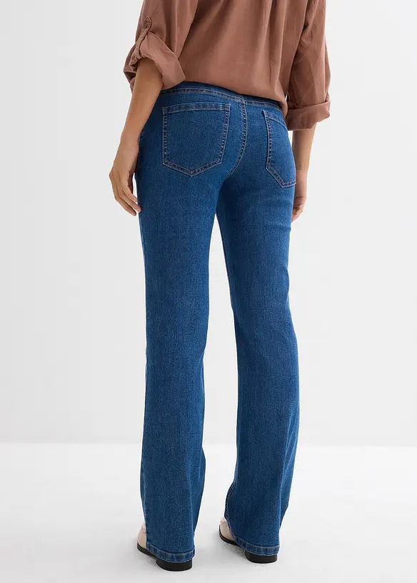 Umstandsjeans mit Bio-Baumwolle, leicht ausgestelltes Bein in blau von hinten - bonprix
