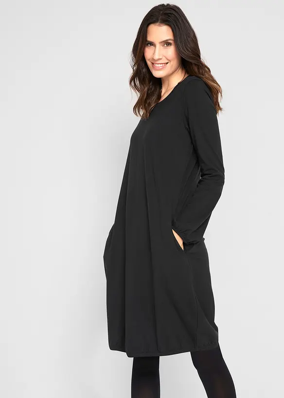 Ballonkleid aus Baumwoll-Mix in schwarz von vorne (Totalaufnahme) - bonprix