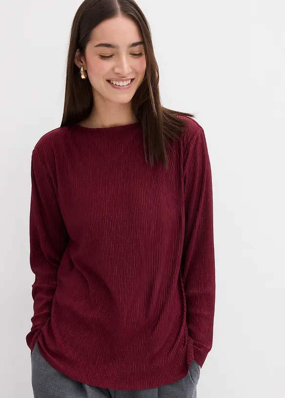 Langarmshirt mit Struktureffekt in rot von vorne (im Anschnitt) - bonprix