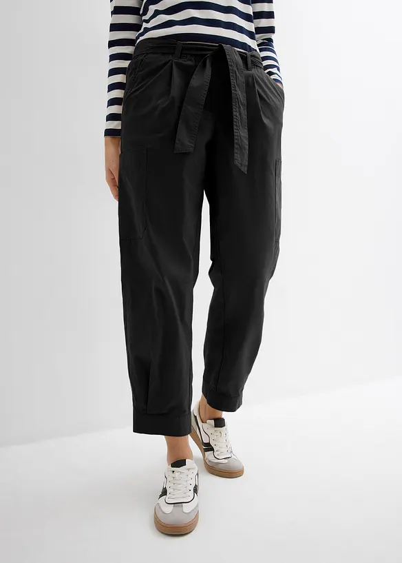 Verkürzte Cargo-Hose aus reiner Baumwolle in schwarz von vorne - bonprix Verkürzte Cargo-Hose aus reiner Baumwolle in schwarz von vorne - bonprix