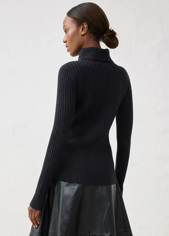 Feinstrickpullover aus Merinowolle in schwarz von hinten (im Anschnitt) - bonprix Feinstrickpullover aus Merinowolle in schwarz von hinten (im Anschnitt) - bonprix