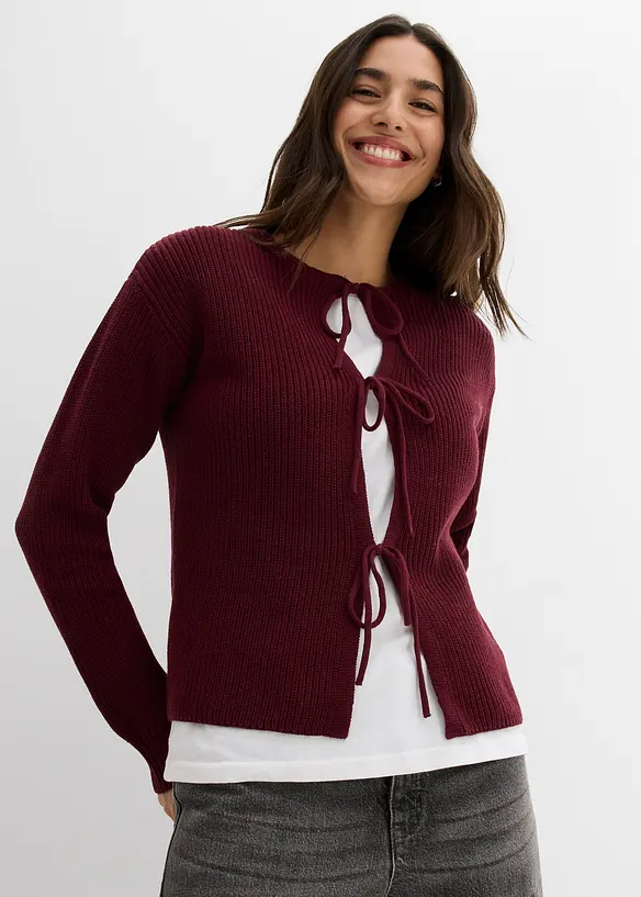 Strickjacke mit Schleifen-Detail in rot von vorne (im Anschnitt) - bonprix