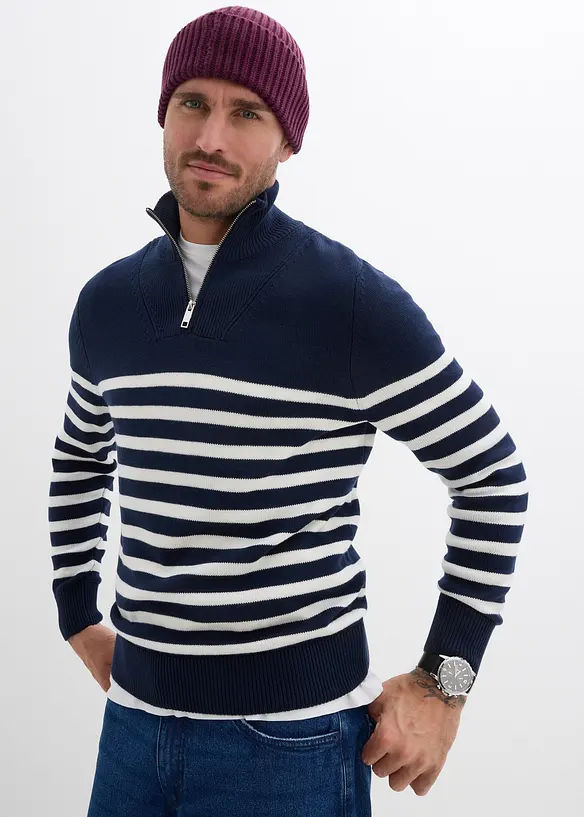 Troyer-Pullover aus weichem Baumwollmix in blau von vorne (im Anschnitt) - bonprix