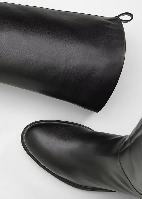 Stiefel in schwarz - bonprix