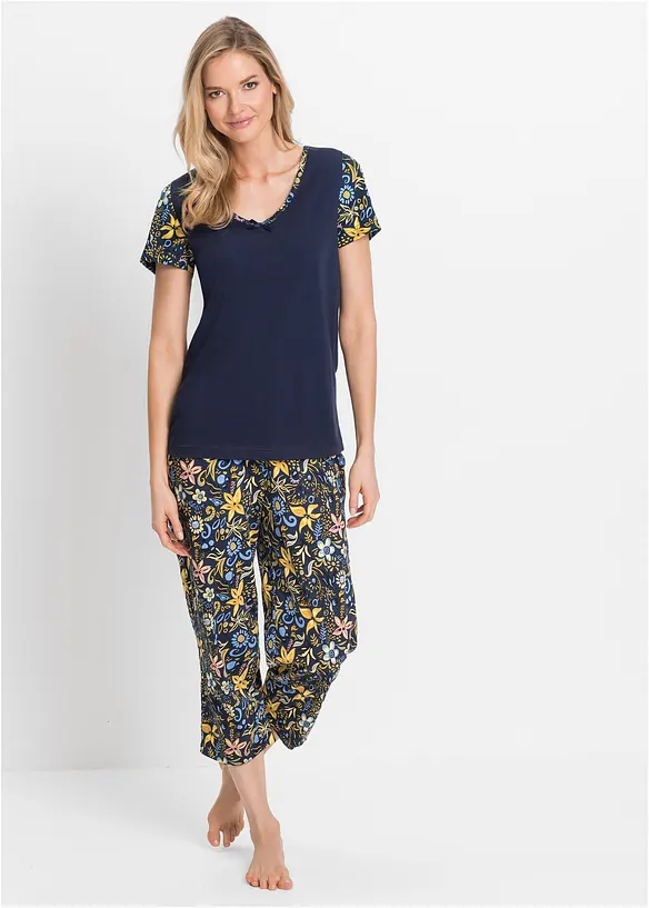 Capri Pyjama mit kurzen Ärmeln aus reiner Baumwolle in blau von vorne (Totalaufnahme) - bonprix
