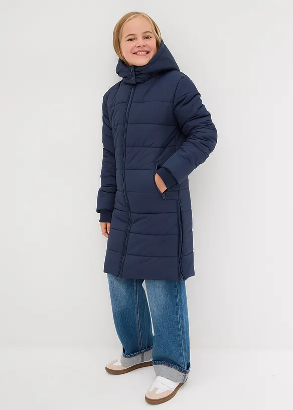 Steppmantel mit abnehmbarer Kapuze in blau von vorne (Totalaufnahme) - bonprix