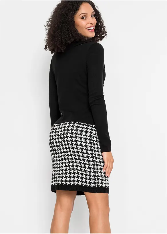 Strickkleid in schwarz von hinten (Totalaufnahme) - bonprix