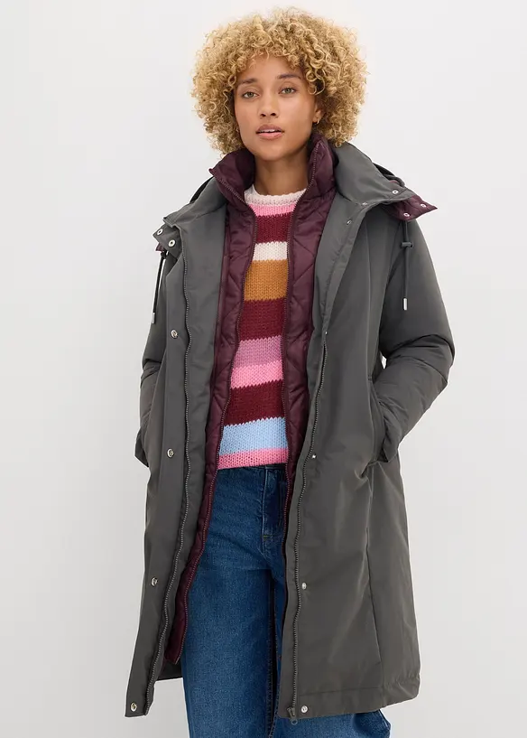 Wasserabweisende Outdoorjacke, 2in1-Optik in grau von vorne (im Anschnitt) - bonprix