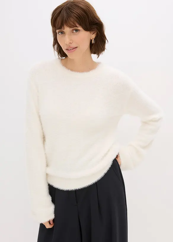 Pullover in Plüsch-Optik mit softer Viskose in weiß von vorne (im Anschnitt) - bonprix Pullover in Plüsch-Optik mit softer Viskose in weiß von vorne (im Anschnitt) - bonprix