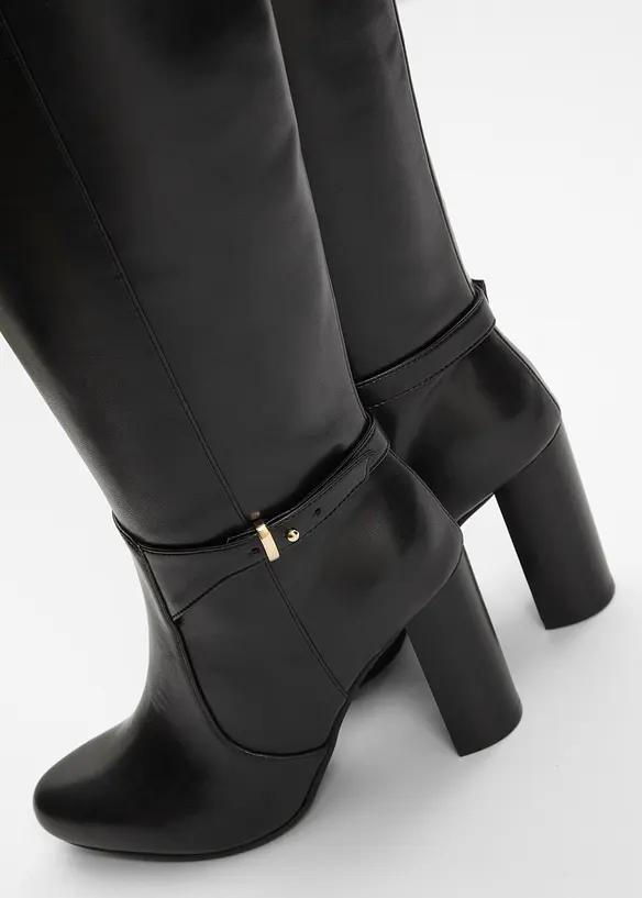 Stiefel in schwarz - bonprix