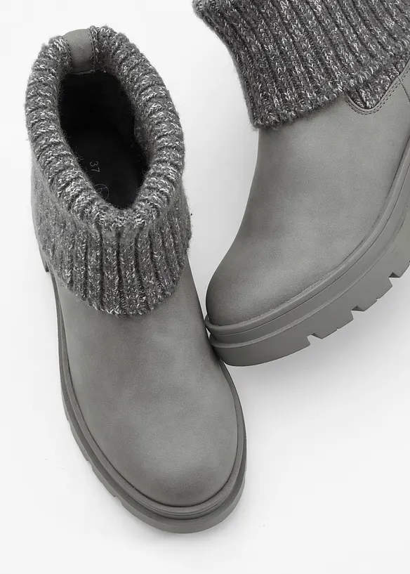Chelsea-Boots mit Strickeinsatz in grau - bonprix