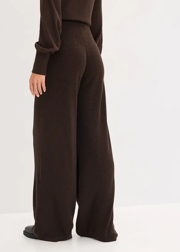 Feinstrickhose in braun von hinten - bonprix