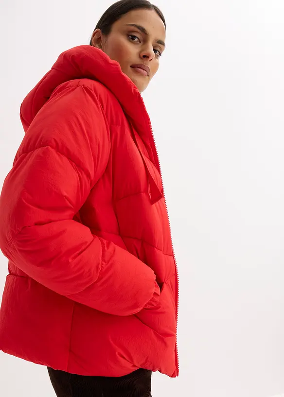 Wasserabweisende Steppjacke in rot von vorne (im Anschnitt) - bonprix