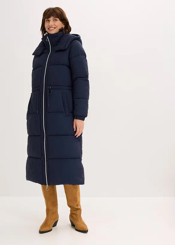 Wasserabweisender Steppmantel in blau von vorne (Totalaufnahme) - bonprix