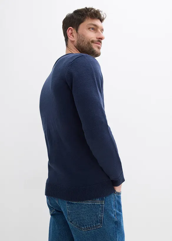 Feinstrickpullover mit Weihnachtsmotiv in blau von hinten (im Anschnitt) - bonprix