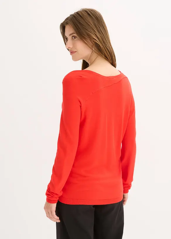 Pullover aus fließendem Viskose-Mix in rot von hinten (im Anschnitt) - bonprix