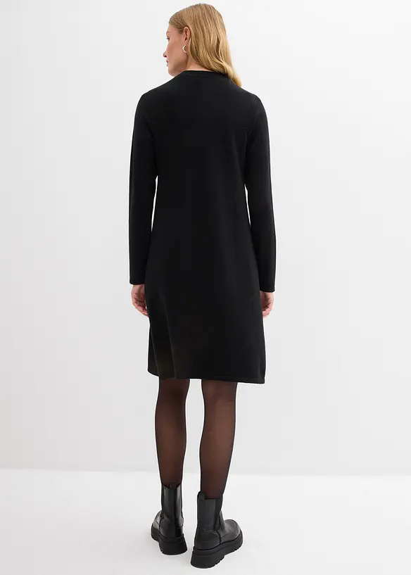 Strickkleid in A-Linie in schwarz von hinten (Totalaufnahme) - bonprix Strickkleid in A-Linie in schwarz von hinten (Totalaufnahme) - bonprix