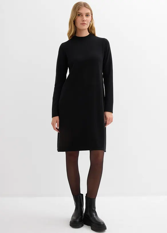 Strickkleid in A-Linie in schwarz von vorne (Totalaufnahme) - bonprix Strickkleid in A-Linie in schwarz von vorne (Totalaufnahme) - bonprix
