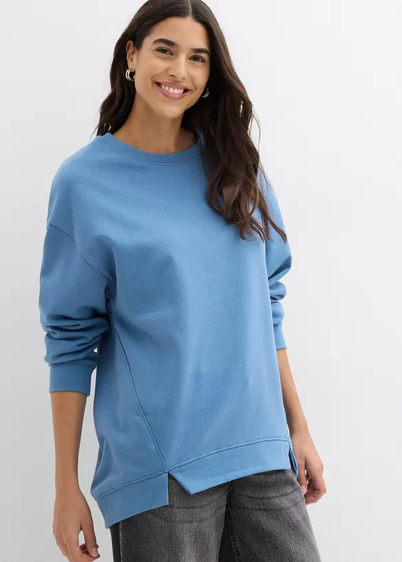 Oversize-Sweatshirt aus Baumwoll-Mix in blau von vorne (im Anschnitt) - bonprix