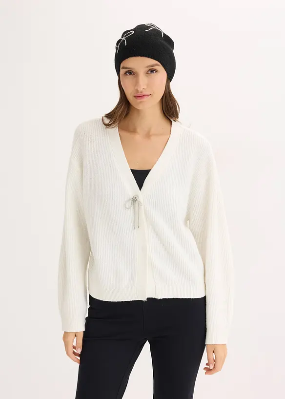 Kurze Strickjacke in weiß von vorne (im Anschnitt) - bonprix