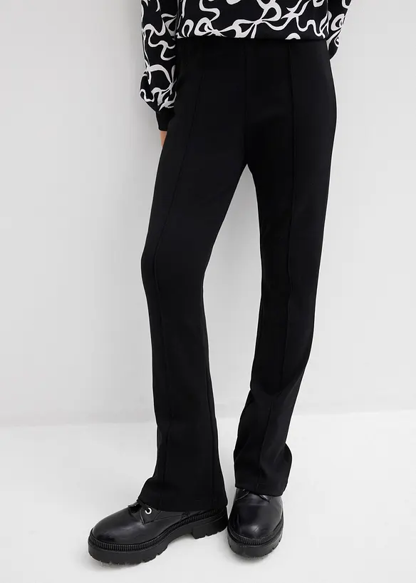 Ausgestellte Hose aus festem Baumwoll-Jersey in schwarz von vorne - bonprix