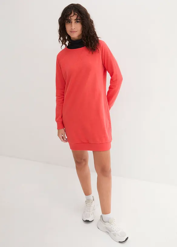 Sweatkleid in rot von vorne (Totalaufnahme) - bonprix