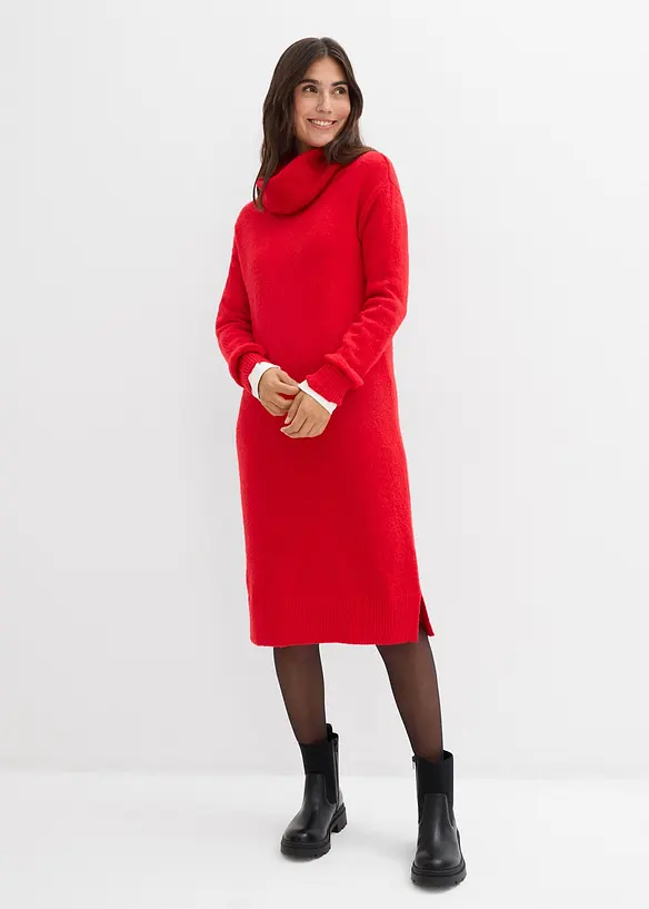 Oversize-Strickkleid mit Rollkragen in rot von vorne (Totalaufnahme) - bonprix