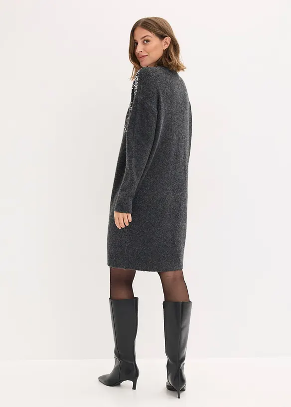 Strickkleid mit Pailletten-Applikation in grau von hinten (Totalaufnahme) - bonprix