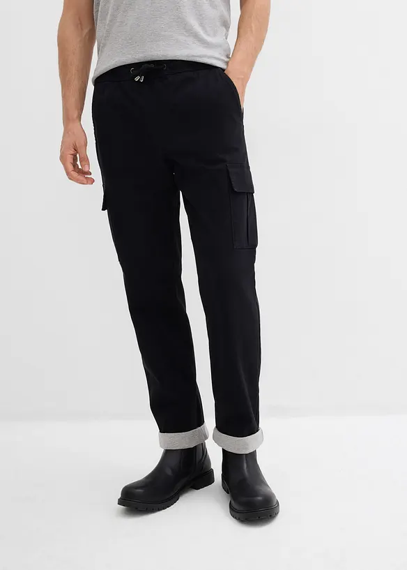Relaxed Fit Thermo-Schlupfhose, Tapered in schwarz von vorne - bonprix
