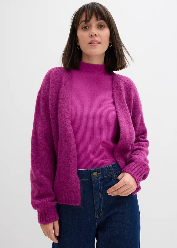 Verkürzte Oversize Grobstrickjacke in lila von vorne (im Anschnitt) - bonprix